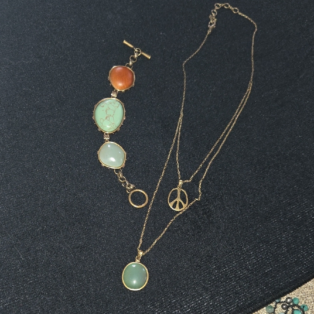 Lucky Brand Gold and Green Necklace with Peace Pendant
